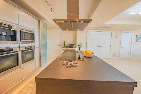 Condo in Sunny Isles Beach, Florida, 3 bedrooms  № 1860777 - photo 4