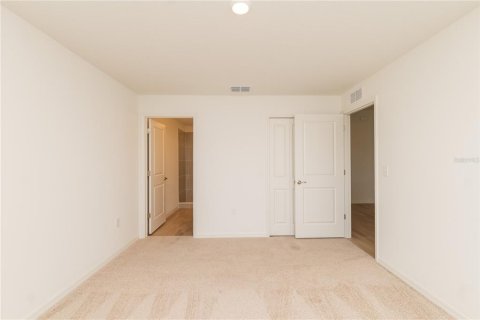 House in Winter Haven, Florida 3 bedrooms, 117.61 sq.m. № 2324106 - photo 17