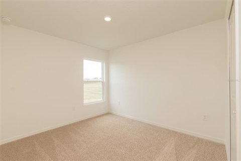House in Winter Haven, Florida 3 bedrooms, 117.61 sq.m. № 2324106 - photo 7