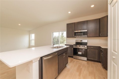 House in Winter Haven, Florida 3 bedrooms, 117.61 sq.m. № 2324106 - photo 11