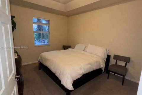 Снять в аренду кондоминиум в Дорал, Флорида 2 спальни, 104.14м2, № 1964639 - фото 4