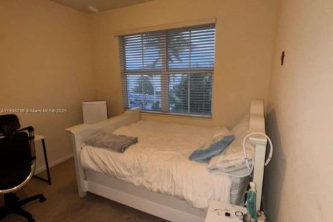 Снять в аренду кондоминиум в Дорал, Флорида 2 спальни, 104.14м2, № 1964639 - фото 7