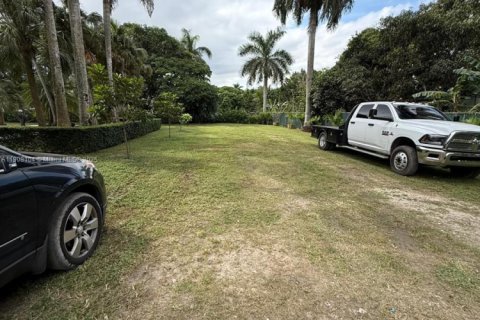 House in Homestead, Florida 3 bedrooms, 162.39 sq.m. № 1968646 - photo 18