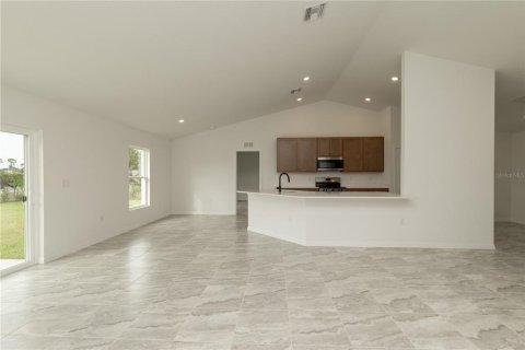 Купить виллу или дом в Себринг, Флорида 5 комнат, 165.18м2, № 2134800 - фото 11