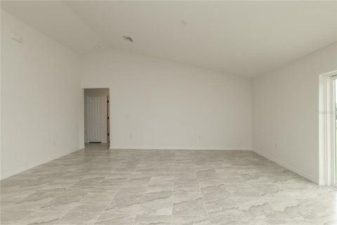 Купить виллу или дом в Себринг, Флорида 5 комнат, 165.18м2, № 2134800 - фото 9