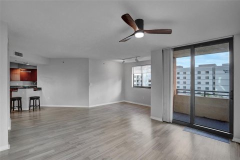 Condominio en venta en Fort Lauderdale, Florida, 3 dormitorios, 141.03 m2 № 2081862 - foto 6