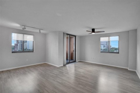Condominio en venta en Fort Lauderdale, Florida, 3 dormitorios, 141.03 m2 № 2081862 - foto 2
