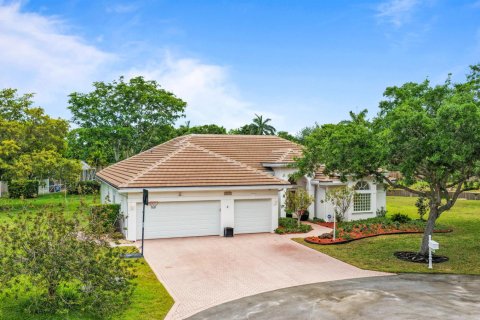 House in Davie, Florida 4 bedrooms, 223.99 sq.m. № 2147154 - photo 5