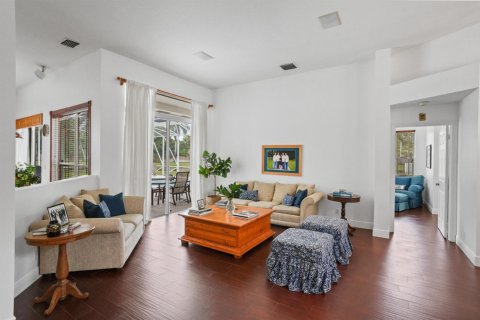 House in Davie, Florida 4 bedrooms, 223.99 sq.m. № 2147154 - photo 24