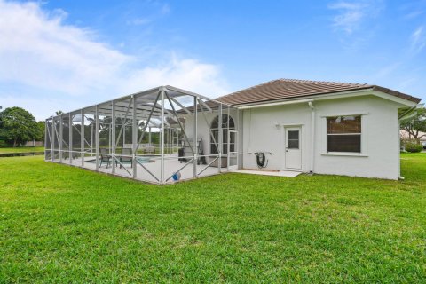 House in Davie, Florida 4 bedrooms, 223.99 sq.m. № 2147154 - photo 16