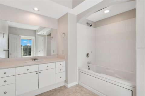 Condominio en venta en Orlando, Florida, 2 dormitorios, 122.35 m2 № 1563451 - foto 22