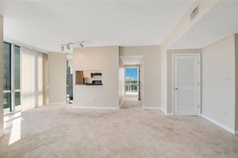 Condominio en venta en Orlando, Florida, 2 dormitorios, 122.35 m2 № 1563451 - foto 14