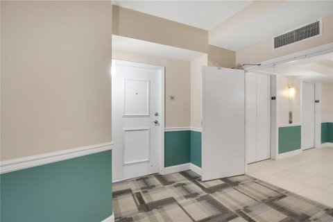 Condominio en venta en Orlando, Florida, 2 dormitorios, 122.35 m2 № 1563451 - foto 6