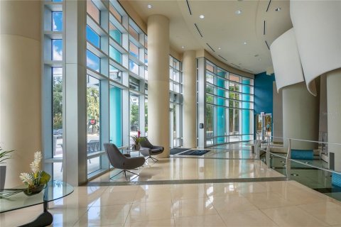 Condominio en venta en Orlando, Florida, 2 dormitorios, 122.35 m2 № 1563451 - foto 4