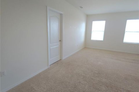 Villa ou maison à louer à Haines City, Floride: 5 chambres, 250.46 m2 № 2092483 - photo 9