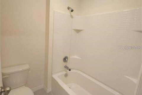 Villa ou maison à louer à Haines City, Floride: 5 chambres, 250.46 m2 № 2092483 - photo 17