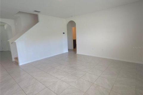 Villa ou maison à louer à Haines City, Floride: 5 chambres, 250.46 m2 № 2092483 - photo 5