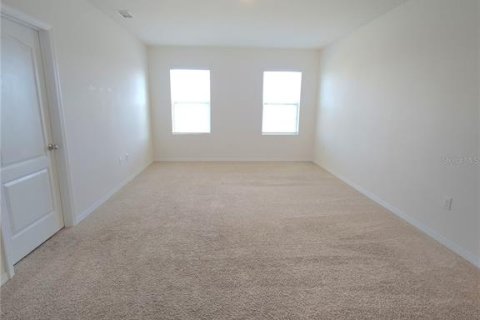Villa ou maison à louer à Haines City, Floride: 5 chambres, 250.46 m2 № 2092483 - photo 10