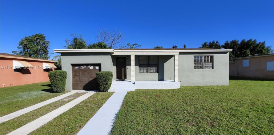 Casa en Miami, Florida 2 dormitorios, 83.61 m2 № 2032380