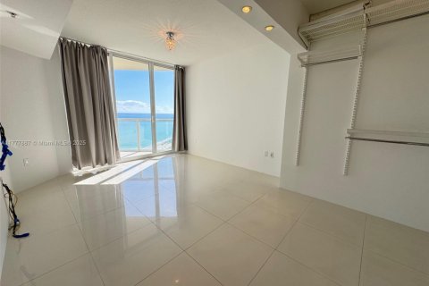 Condo in Sunny Isles Beach, Florida, 1 bedroom  № 1714239 - photo 6