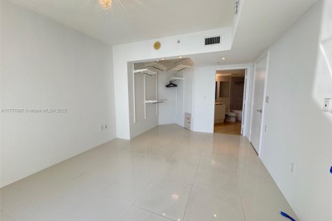 Condo in Sunny Isles Beach, Florida, 1 bedroom  № 1714239 - photo 5