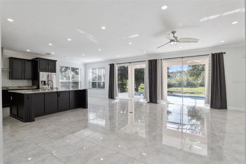 Casa en venta en Lake Mary, Florida, 5 dormitorios, 272.67 m2 № 2386118 - foto 16