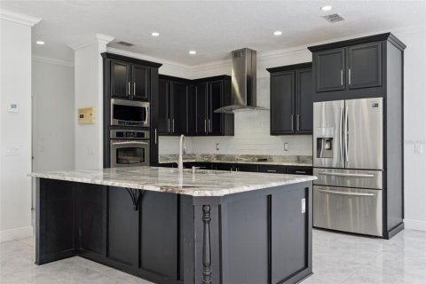 Casa en venta en Lake Mary, Florida, 5 dormitorios, 272.67 m2 № 2386118 - foto 19