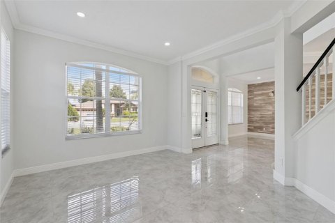 Casa en venta en Lake Mary, Florida, 5 dormitorios, 272.67 m2 № 2386118 - foto 7