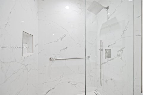 Touwnhouse à vendre à Miramar, Floride: 3 chambres, 146.41 m2 № 1965848 - photo 12