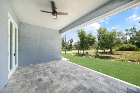 House in Port Charlotte, Florida 3 bedrooms, 155.15 sq.m. № 1339291 - photo 28