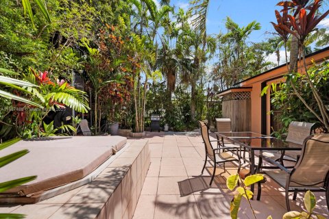 Villa ou maison à vendre à Cutler Bay, Floride: 4 chambres, 176.14 m2 № 1942202 - photo 25