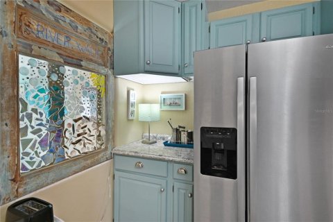 House in Edgewater, Florida 3 bedrooms, 117.43 sq.m. № 1904071 - photo 14