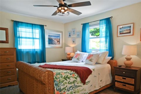 House in Edgewater, Florida 3 bedrooms, 117.43 sq.m. № 1904071 - photo 17