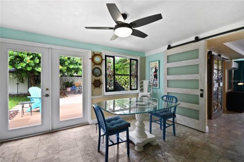 House in Edgewater, Florida 3 bedrooms, 117.43 sq.m. № 1904071 - photo 30