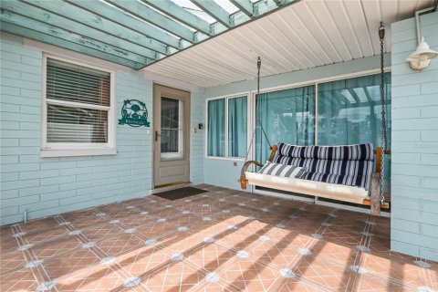 House in Edgewater, Florida 3 bedrooms, 117.43 sq.m. № 1904071 - photo 3