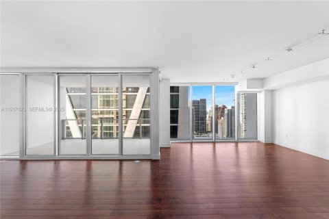 Condominio en Miami, Florida, 1 dormitorio № 2088468