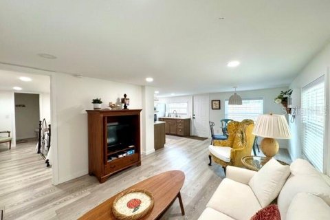 Appartement à louer à Mount Dora, Floride: 2 chambres, 83.61 m2 № 2285464 - photo 9