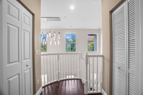 Townhouse in Miramar, Florida 3 bedrooms, 163.51 sq.m. № 2083449 - photo 22