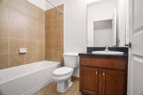 Townhouse in Miramar, Florida 3 bedrooms, 163.51 sq.m. № 2083449 - photo 7