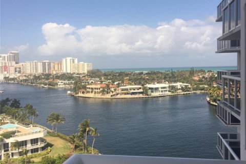 Condo in Aventura, Florida, 2 bedrooms  № 1849030 - photo 2