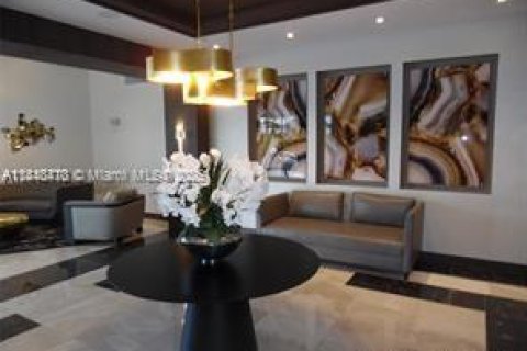Condo in Aventura, Florida, 2 bedrooms  № 1849030 - photo 12