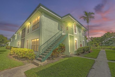 Touwnhouse à Sunrise, Floride 2 chambres, 67.91 m2 № 2271034