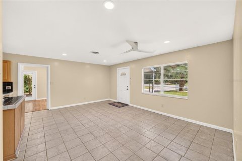 Villa ou maison à vendre à Summerfield, Floride: 3 chambres, 159.79 m2 № 2428962 - photo 8