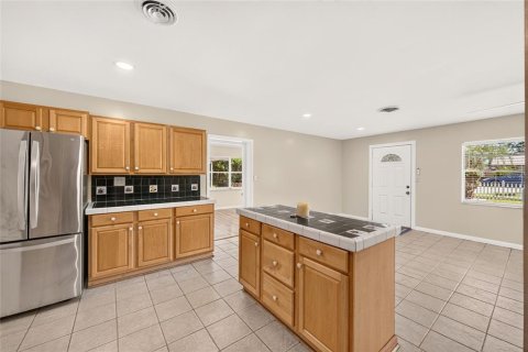 Villa ou maison à vendre à Summerfield, Floride: 3 chambres, 159.79 m2 № 2428962 - photo 10