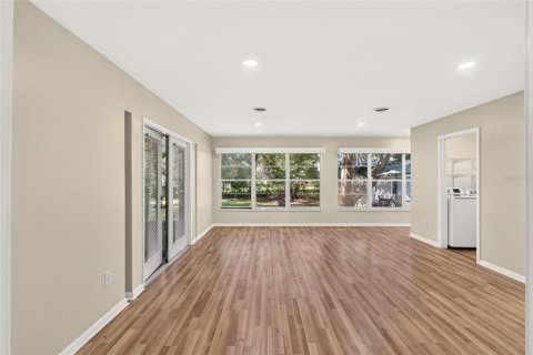 Villa ou maison à vendre à Summerfield, Floride: 3 chambres, 159.79 m2 № 2428962 - photo 11