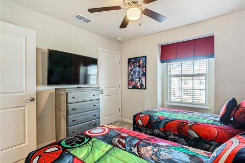 Townhouse in Davenport, Florida 5 bedrooms, 212.1 sq.m. № 1533827 - photo 24