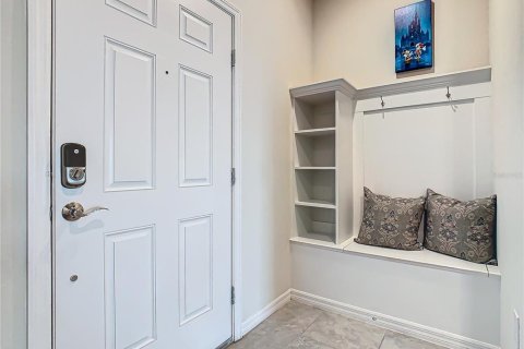 Townhouse in Davenport, Florida 5 bedrooms, 212.1 sq.m. № 1533827 - photo 14