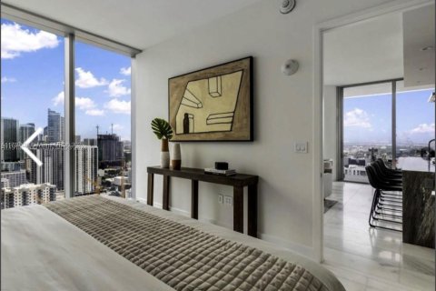Condo in Miami, Florida, 2 bedrooms  № 1487794 - photo 2