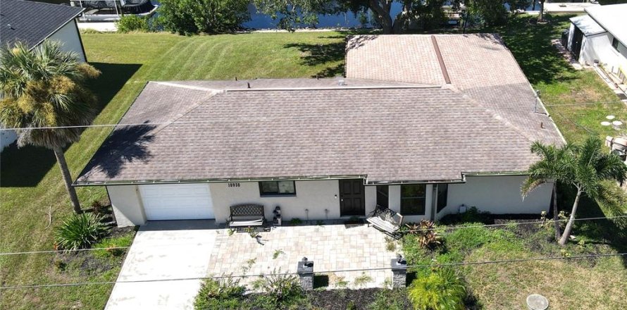 Villa ou maison à Port Charlotte, Floride 2 chambres, 89.37 m2 № 1886003
