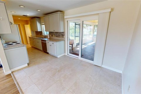 Villa ou maison à vendre à Port Charlotte, Floride: 2 chambres, 89.37 m2 № 1886003 - photo 6